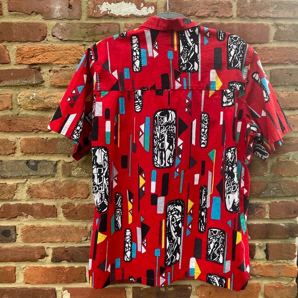 B.S.R. Retro Patterned Button-up, Large - Picture 2 of 2
